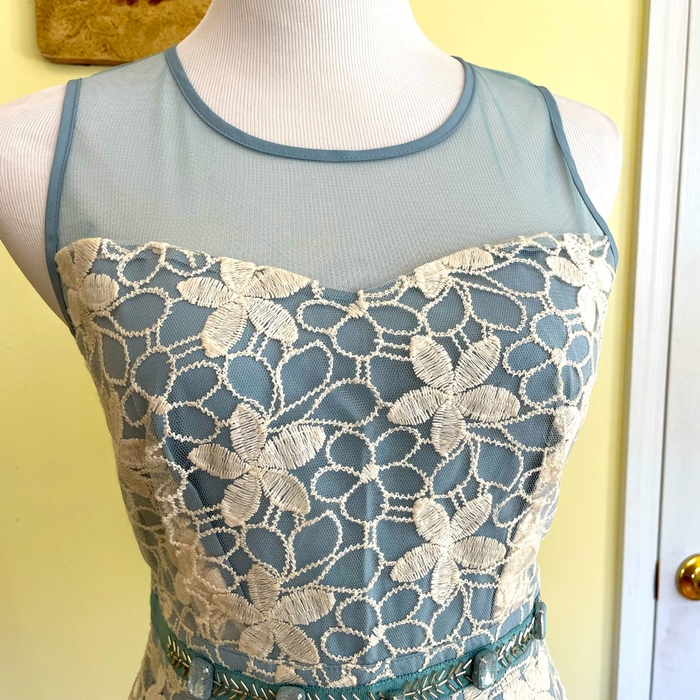 ModCloth Ryu dress - Picture 3 of 13